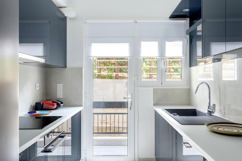 Alimos Sun-Filled Apartment Atina Dış mekan fotoğraf
